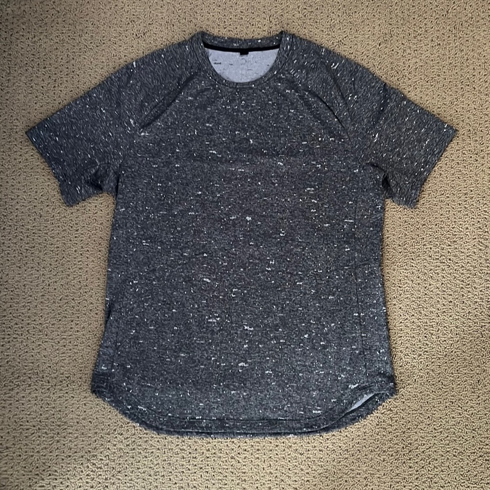 Lululemon mens drysense workout shirt